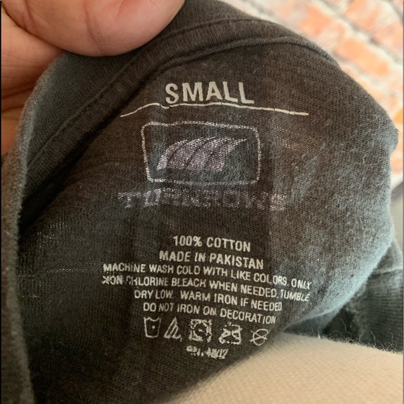 Graphic Tee ”Farmer’s Daughter” - Picture 5 of 5